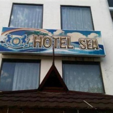 Hotel Sea Ambon Exterior foto